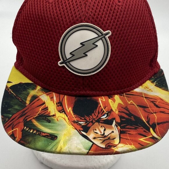 The Flash Baseball Cap Hat Adjustable Red DC Comics Print on Bill Lightning Bolt - Picture 2 of 11